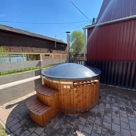 Baja-van Vendeghaz 度假居